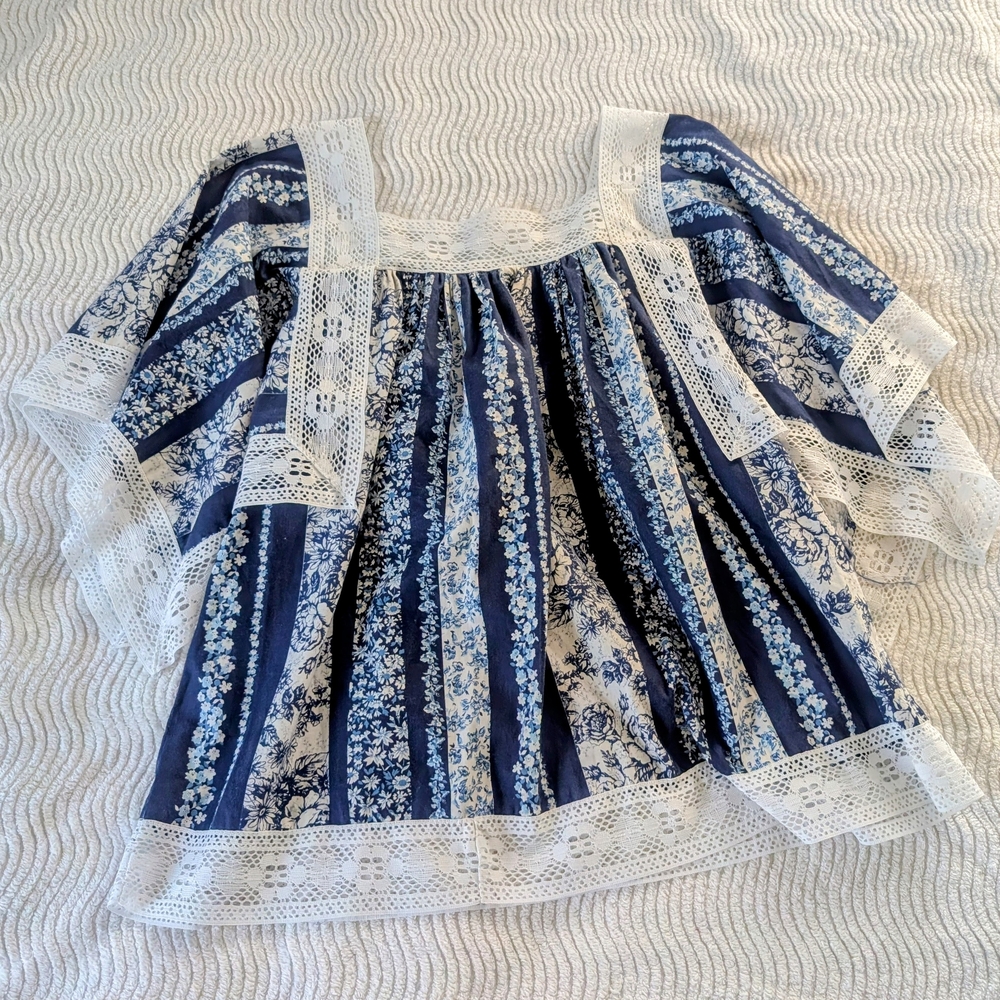 Blue Floral Lace Trim Blouse